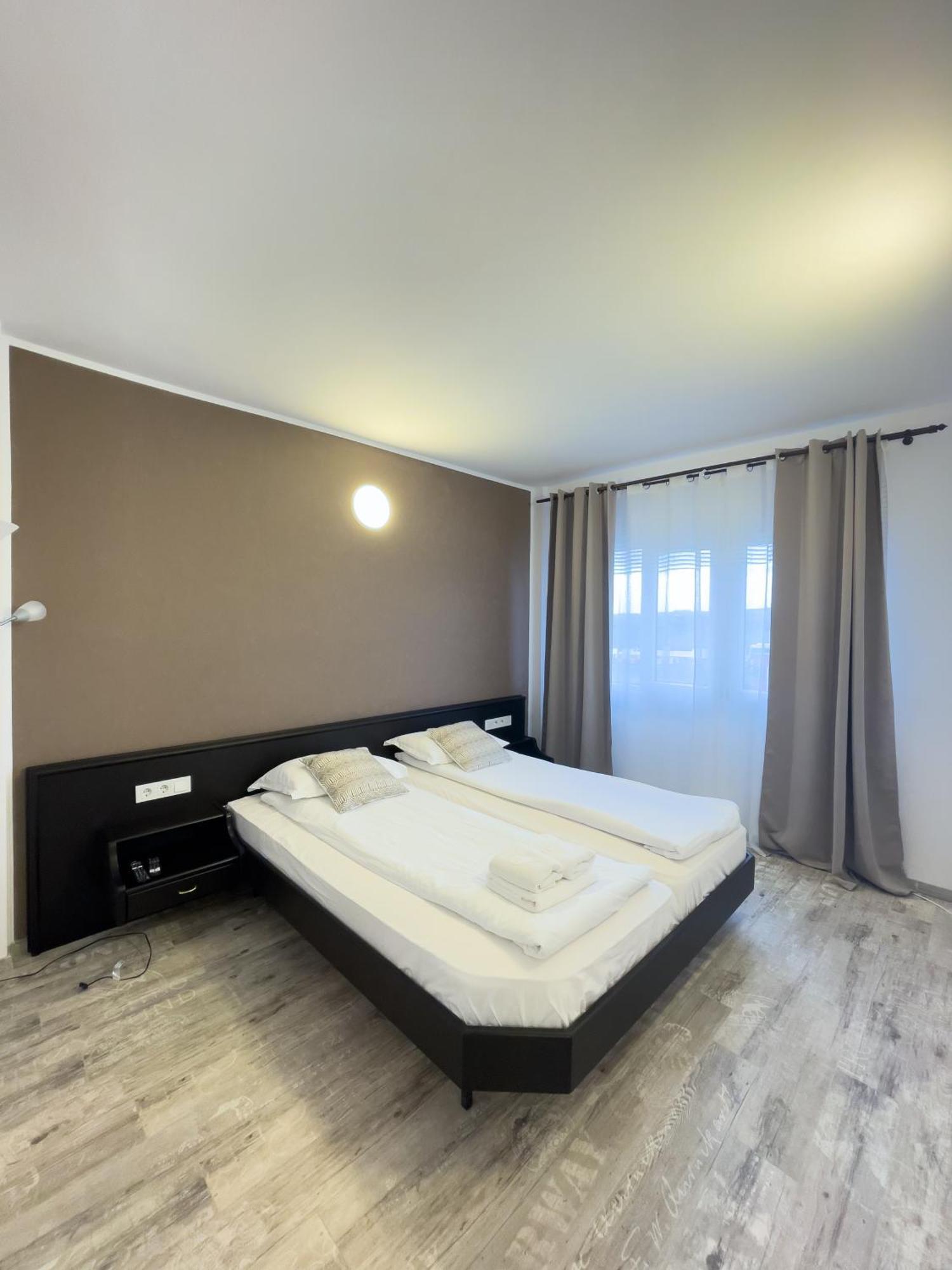 Myda Hotel Apahida Luaran gambar